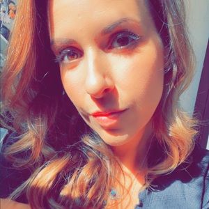 Meet your Posher, Nancy